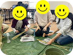 子どもたちが活動している写真